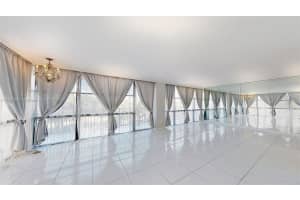 1000 Parkview Dr 431 Hallandale Beach, FL 33009 - MLS#A11889850