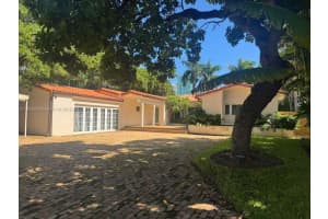 6015 Pine Tree Dr 0 Miami Beach, FL 33140 - MLS#A11889869