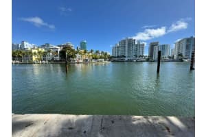 6015 Pine Tree Dr 0 Miami Beach, FL 33140 - MLS#A11889869