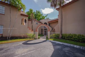 8630 Sw 3rd St 102 Pembroke Pines, FL 33025 - MLS#A11889876