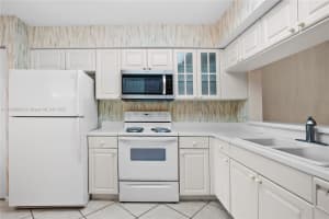 12547 Imperial Isle Dr 204 Boynton Beach, FL 33437 - MLS#A11889888