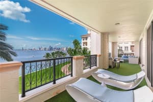 5134 Fisher Island Dr 5134 Miami Beach, FL 33109 - MLS#A11889931
