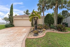 17018 Sw 52nd Ct, Miramar