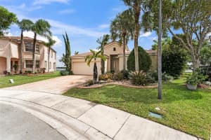 17018 Sw 52nd Ct Miramar, FL 33027 - MLS#A11889940