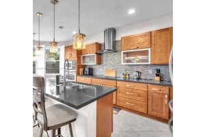 399 Nw 154th Ave Pembroke Pines, FL 33028 - MLS#A11889961