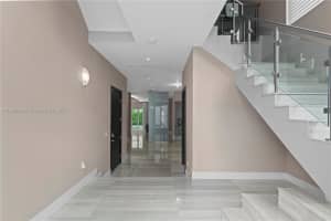 8415 Nw 34th Dr Doral, FL 33122 - MLS#A11889964