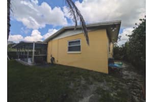 9430 Nw 18th St Pembroke Pines, FL 33024 - MLS#A11890045