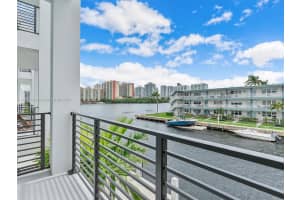 4004 Ne 167 St 8 North Miami Beach, FL 33160 - MLS#A11890059