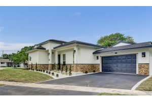 300 W Chaminade Dr, Hollywood