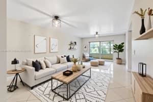 900 Sw 125th Way 304r Pembroke Pines, FL 33027 - MLS#A11890087