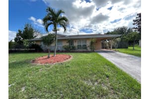 108 Se Soneto Ct Port Saint Lucie, FL 34983 - MLS#A11890185