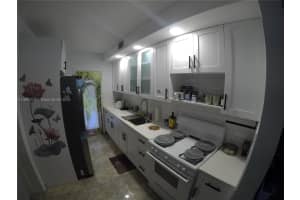 1698 Ne 182nd St North Miami Beach, FL 33162 - MLS#A11890224