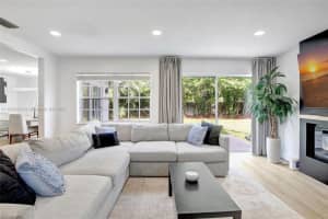 573 Nw 135th Ter Plantation, FL 33325 - MLS#A11890226