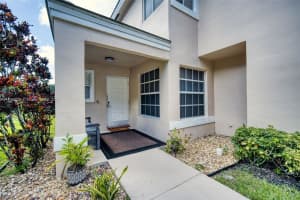 2913 Myrtle Oak Cir Davie, FL 33328 - MLS#A11890229