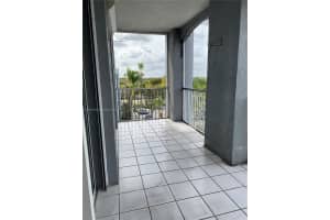 9725 Nw 52nd St 522 Doral, FL 33178 - MLS#A11890270