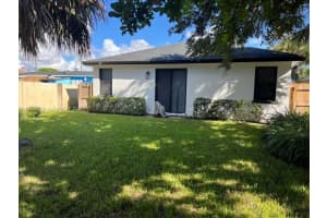 141 W 16th St Riviera Beach, FL 33404 - MLS#A11890287