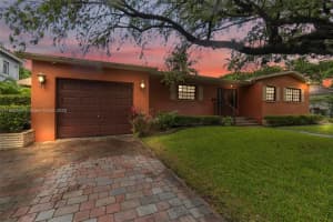 235 Ne 123rd St, North Miami