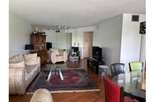 6901 Environ Blvd 3f Lauderhill, FL 33319 - MLS#A11890312