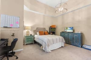 403 S Sapodilla Ave 104 West Palm Beach, FL 33401 - MLS#A11890313