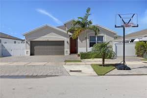 27526 Sw 133rd Pl, Homestead