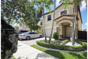 10032 Nw 87th Ter 10032 Doral, FL 33178 - MLS#A11890376