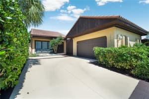 1017 Ne 202nd Ln Miami, FL 33179 - MLS#A11890393