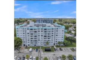 15600 Nw 7th Ave 515, Miami
