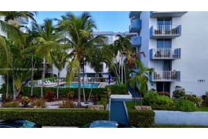 1801 S Treasure Dr 110, North Bay Village