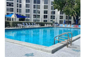 17560 Atlantic Blvd 203 Sunny Isles Beach, FL 33160 - MLS#A11890431