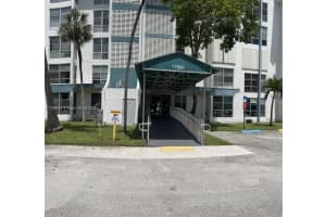 17560 Atlantic Blvd 203 Sunny Isles Beach, FL 33160 - MLS#A11890431