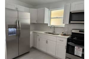 955 W 74 Street 101 Hialeah, FL 33012 - MLS#A11890445