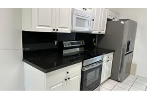 21240 Ne 9th Ct 1 Miami, FL 33179 - MLS#A11890538