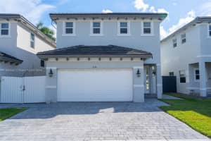 MLS# A11890550, Homestead, Florida 33033