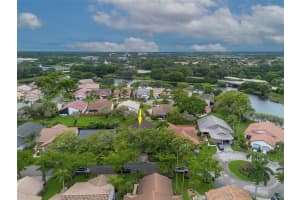 2330 Dover, Weston