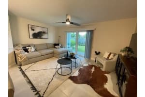 6823 Broadwater Ln Lake Worth, FL 33467 - MLS#A11890562