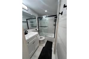 255 W 24th St 405 Miami Beach, FL 33140 - MLS#A11890571