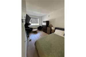 255 W 24th St 405 Miami Beach, FL 33140 - MLS#A11890571