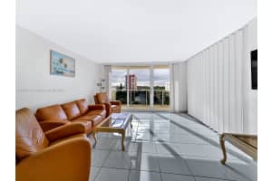 3140 S Ocean Dr 612 Hallandale Beach, FL 33009 - MLS#A11890575