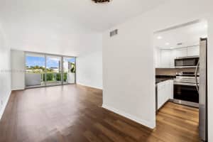 MLS# A11890605, Miami Beach, Florida 33139