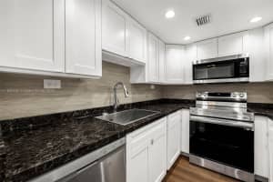 1200 West Ave 317 Miami Beach, FL 33139 - MLS#A11890605