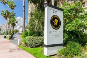 5401 Collins Ave 819 Miami Beach, FL 33140 - MLS#A11890606