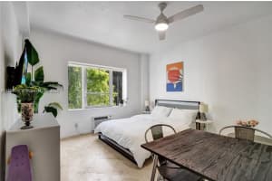 255 W 24th St 204, Miami Beach