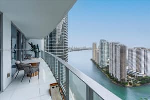 200 Biscayne Boulevard Way 3608 Miami, FL 33131 - MLS#A11890623