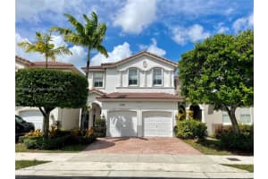 10807 Nw 84th Ln 10807 Doral, FL 33178 - MLS#A11890648