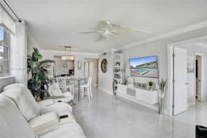 1889 S Ocean Dr 114 Hallandale Beach, FL 33009 - MLS#A11890653