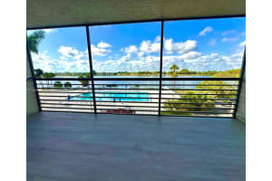 20840 San Simeon Way 305, Miami