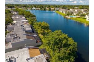 11225 Nw 16th Ct, Pembroke Pines