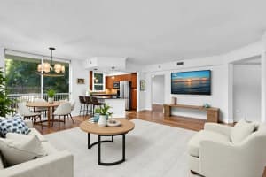 2000 N Bayshore Dr 227, Miami