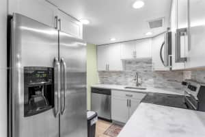 2970 Ne 16th Ave 208 Oakland Park, FL 33334 - MLS#A11890717