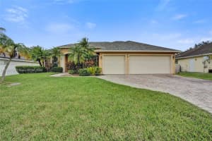 1425 Sw Oriole Ln Port Saint Lucie, FL 34953 - MLS#A11890752